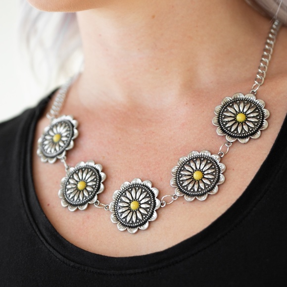 paparazzi Jewelry - NWT paparazzi me dallions myself necklace set